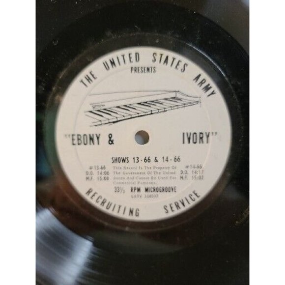 United States Army Recruiting Service  "EBONY & IVORY" Show # In Discription - Picture 2 of 6